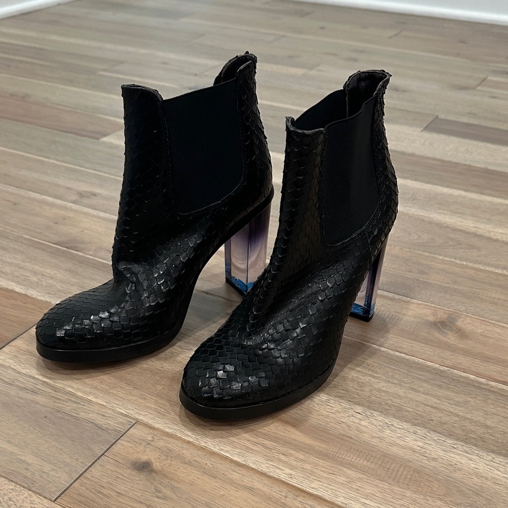 AGL Black laser Textured Heeled Boots with Transparent Heel - Picture 4 of 11